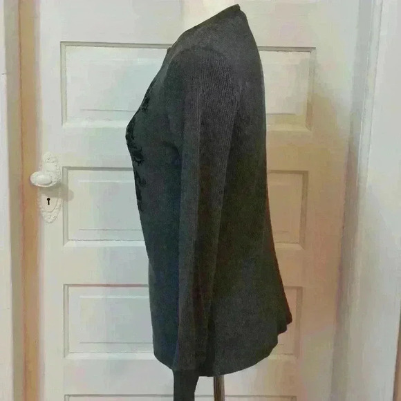 Susan Lawrence Top  L0235 - Picture 3 of 6